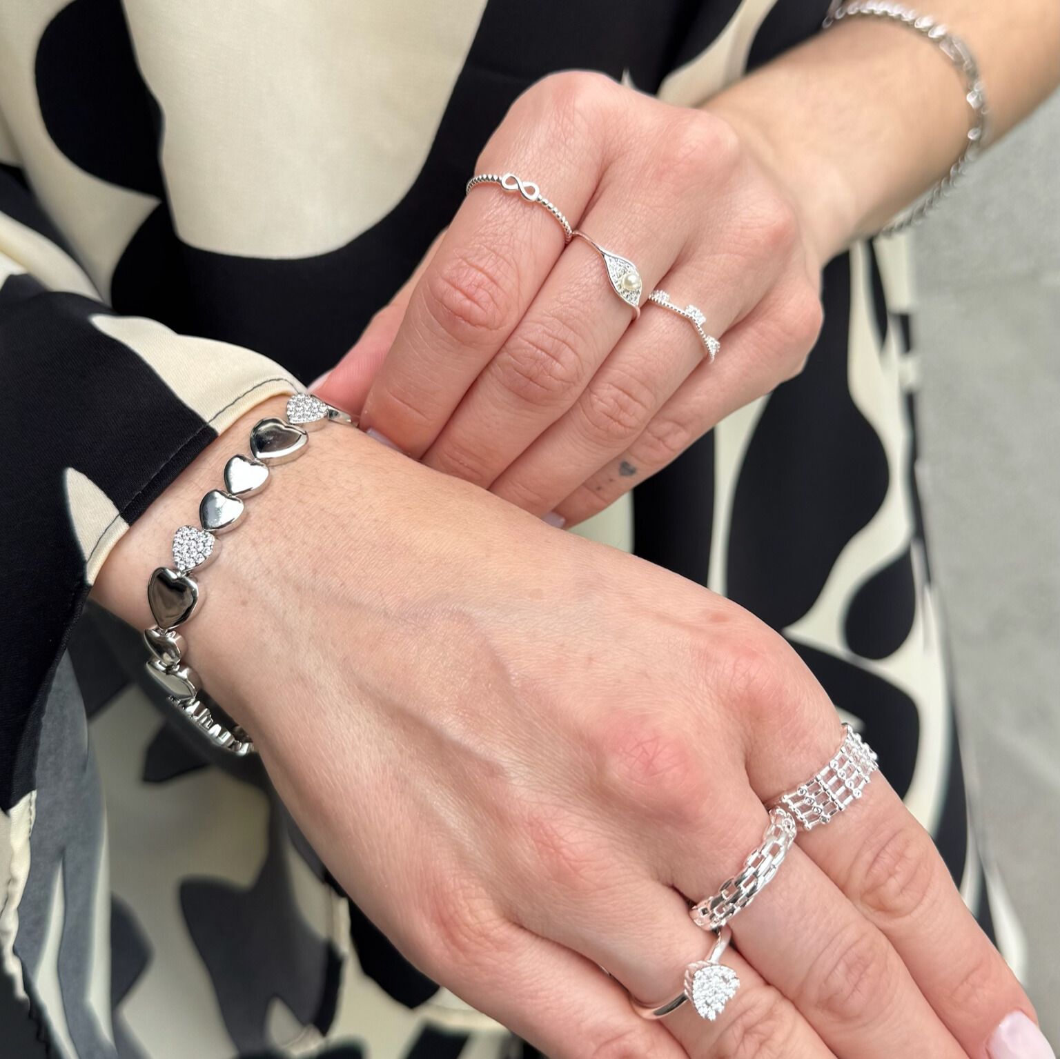 a216c968-43da-49c0-b9a3-acbc622f9aab