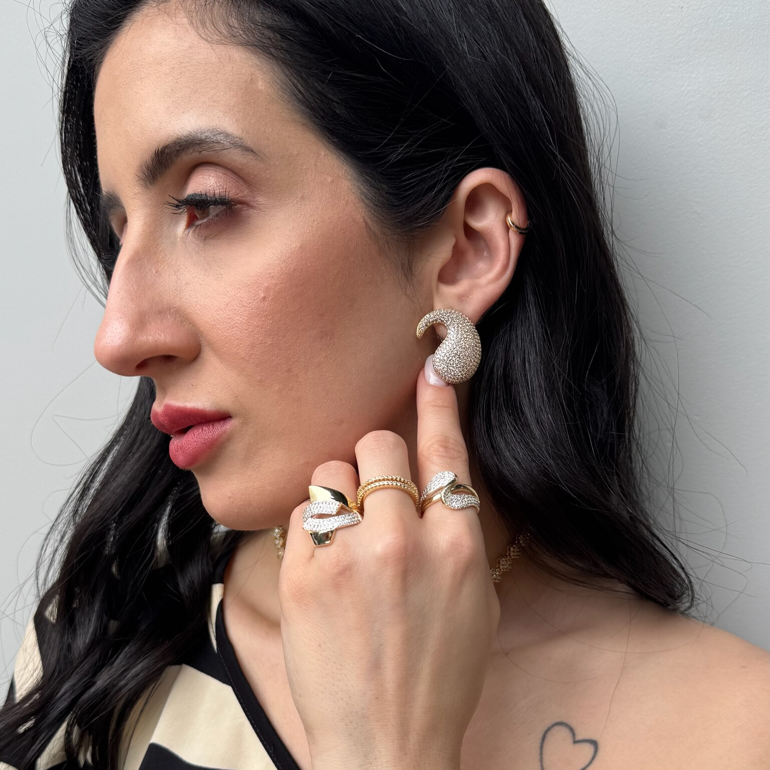 f04e4121-229c-4e33-9649-34bbd974e9f5